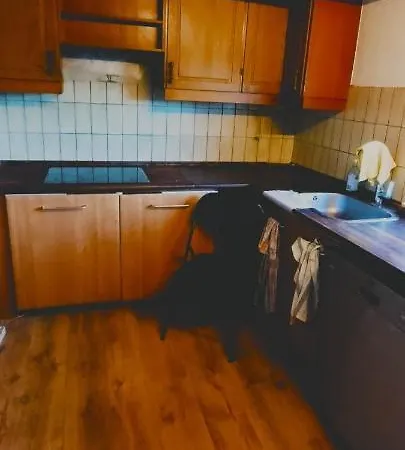 4 Mainly For Craftsmen. Apartamento Odense